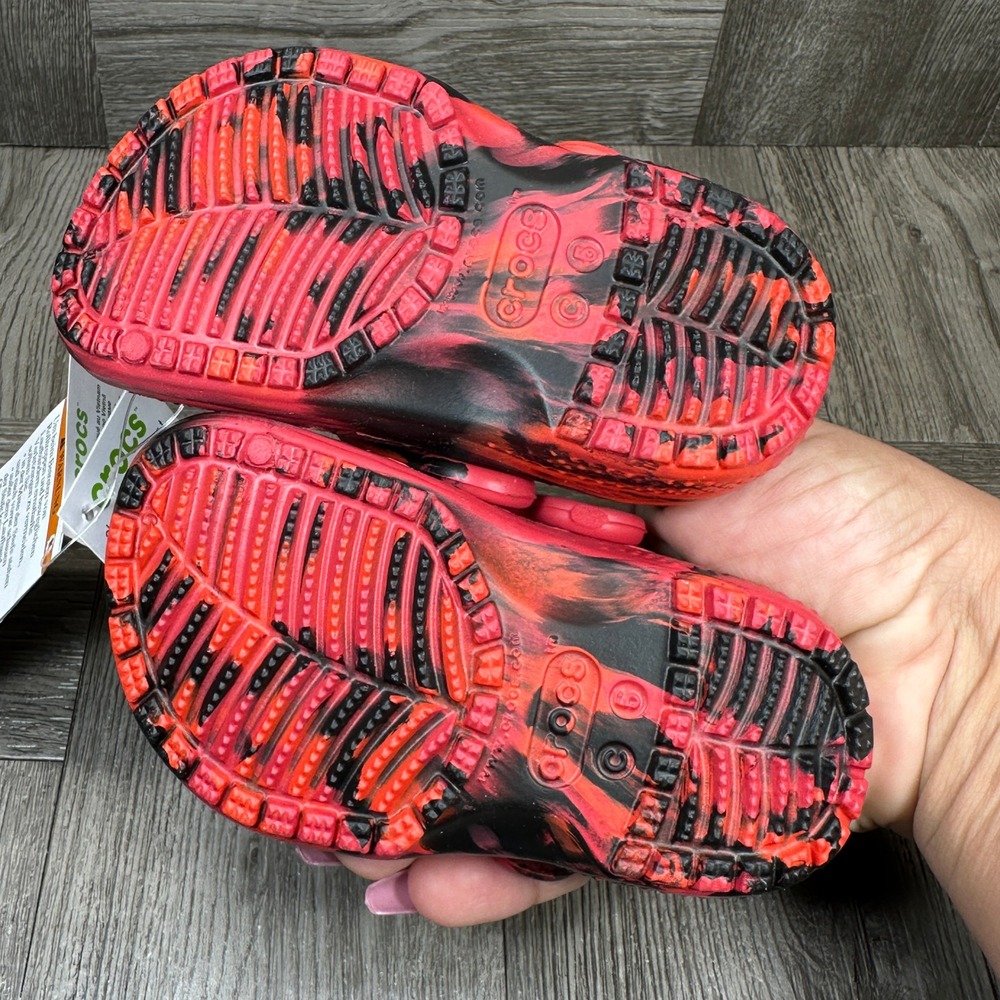 Crocs‎ Classic Marbled Clog Kids Size C5 Red Black Swirl Slip On NEW - Picture 7 of 8